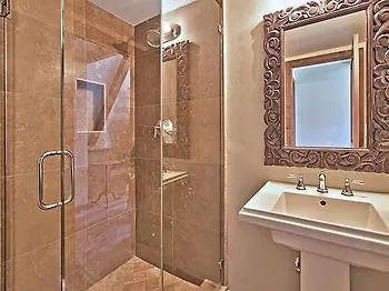 3877 Crest Drive Hotel Stateline United States